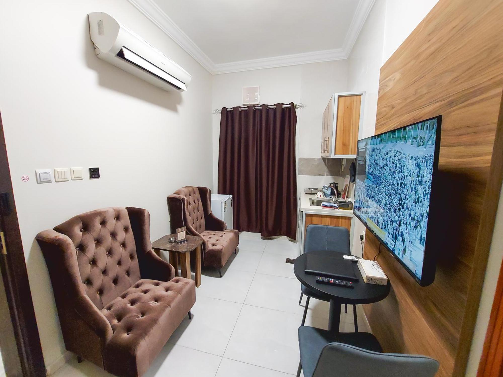 Iwan Alandalusia Alrehab Aparthotel Jeddah Exterior photo