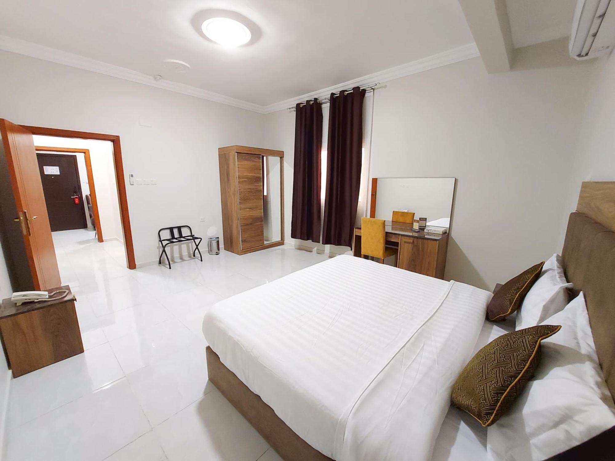 Iwan Alandalusia Alrehab Aparthotel Jeddah Exterior photo